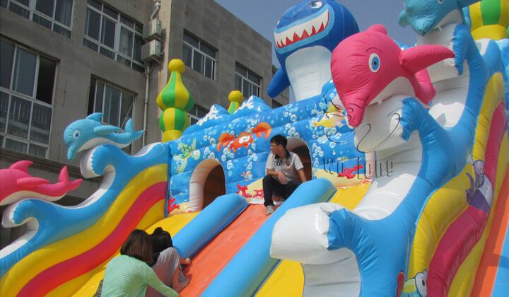 海洋水滑梯水樂園中搭配多款支架水池新款充氣水滑梯
