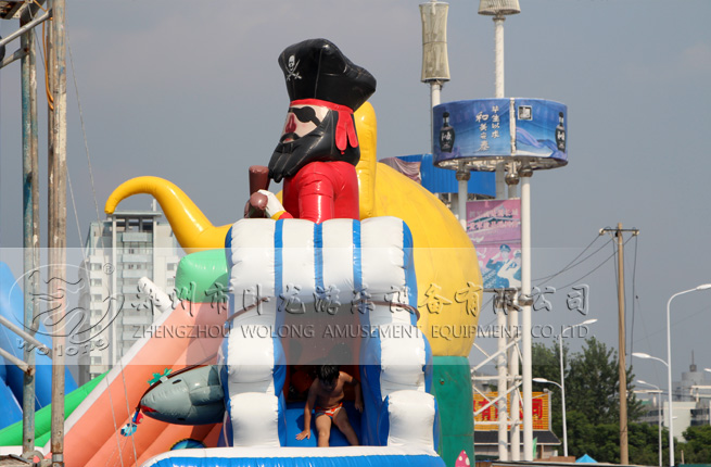 海盜船長嬉水樂園 兒童夏季趣味嬉水滑梯充氣水池